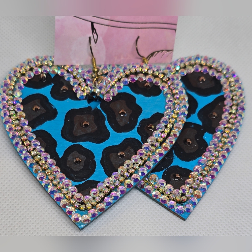 Blue animal print, heart-shaped earrings with bling